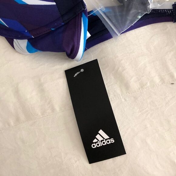 Adidas Overlay Stripe Bandeau Size XL. NWT - Picture 3 of 6